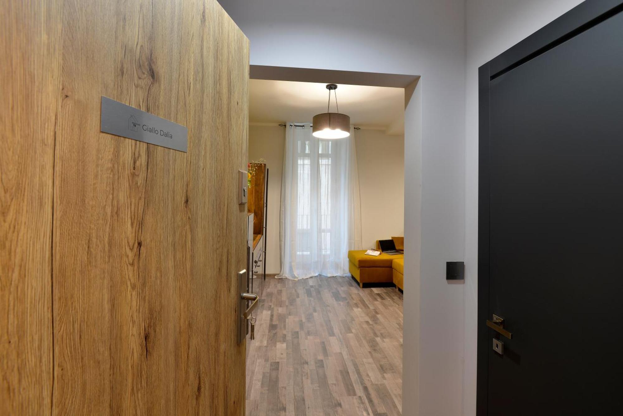 Apartamento Giallo Dalia By Maison 73 Verona Exterior foto