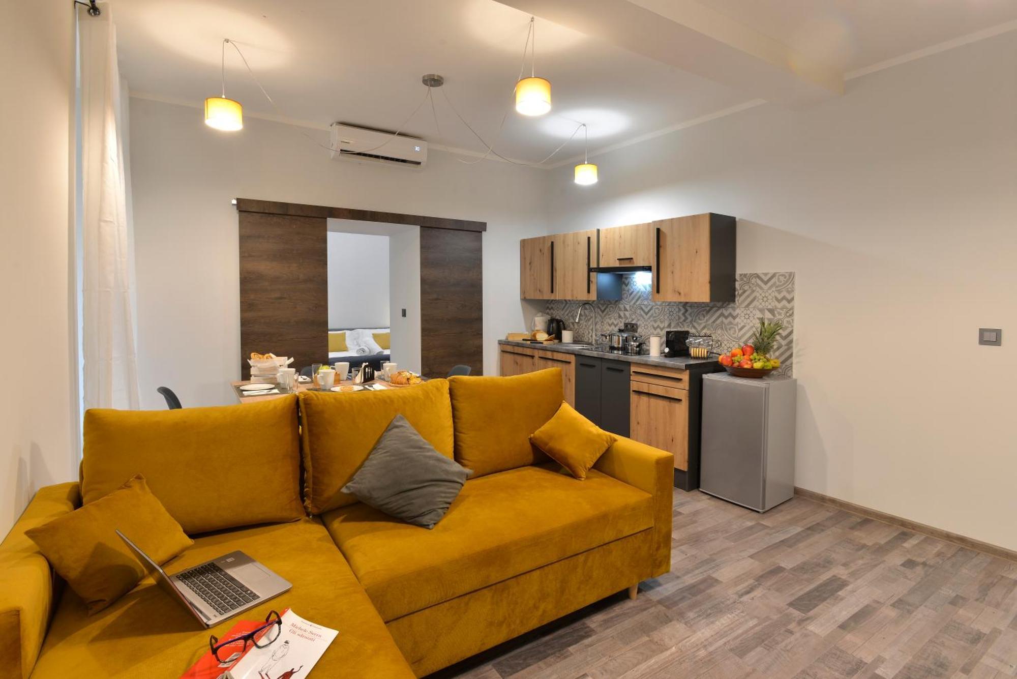 Apartamento Giallo Dalia By Maison 73 Verona Exterior foto